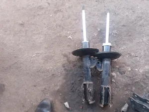 Shock Absorbers za Mbele za Ex-Japan kwa Toyota Fielder Model Mpya