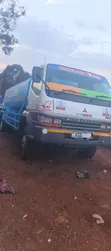 Mitsubishi FH 2014 Nyeupe Water Bowser - 1