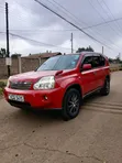 Nissan X-Trail 2012 Red - 1