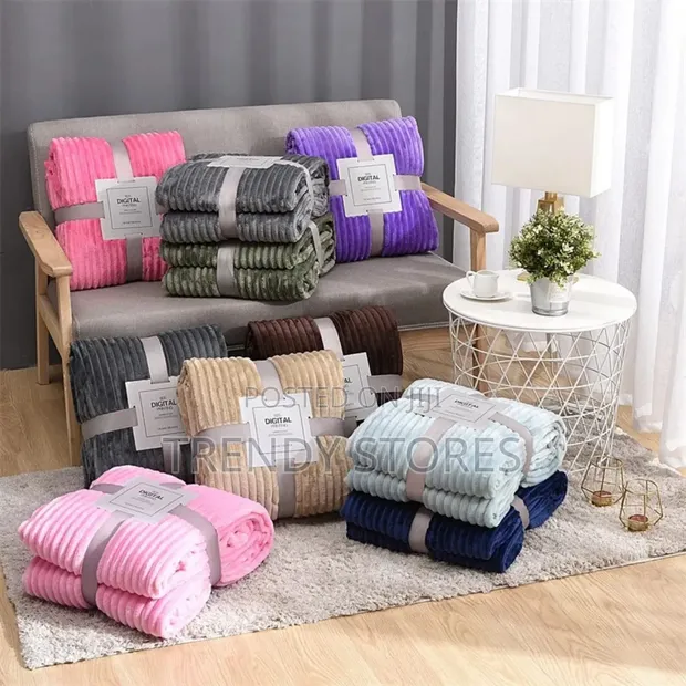 Ultra-Soft Fleece Throw Blanket - 1