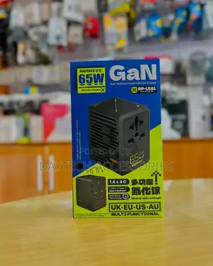 Remax RP-U191 65W 1A+4C Multi-Functional Gan Charger Travel Adapter - Black