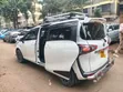 Toyota Sienta 2017 White - 4
