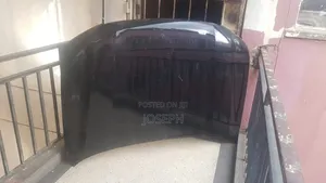 Toyota Land Cruiser V8 200 Series Bonnet