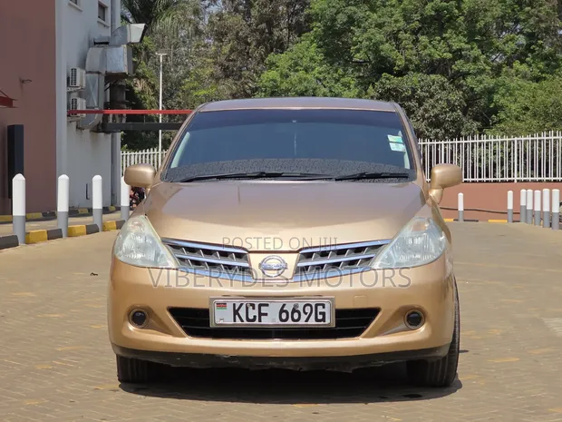 Nissan Tiida 2008 Gold - 1