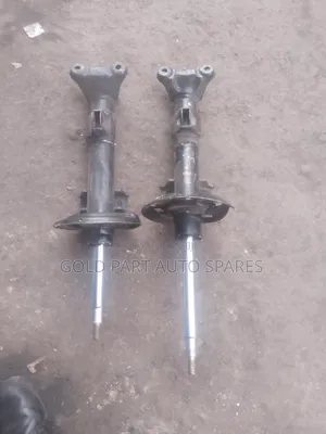 Shock Absorbers za Mbele za Ex-Japan kwa Mercedes W204 C200