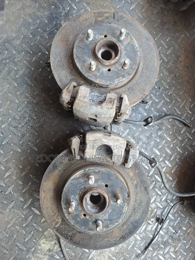 Hub Suzuki Swift Brake Discs, Pads & Calipers - 1