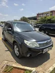 Subaru Forester 2010 Nyeusi - 4