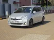 Toyota Ractis 2015 Silver - 2