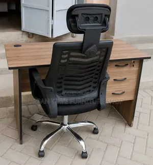 Boss Office Products Headrest + Desk