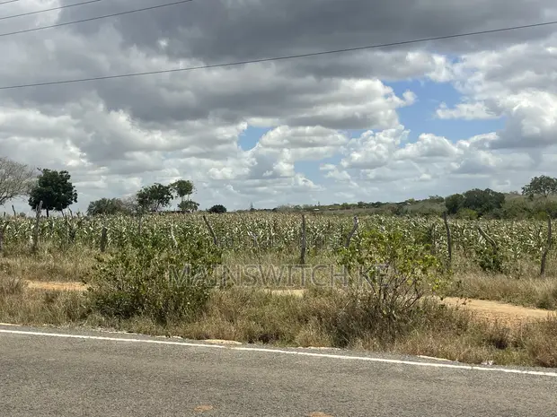 1.5 Acres Land for Sale, Marafa - Tarmac Access - 1