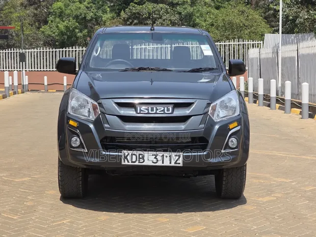 Isuzu D-MAX 2021 Gray - 1