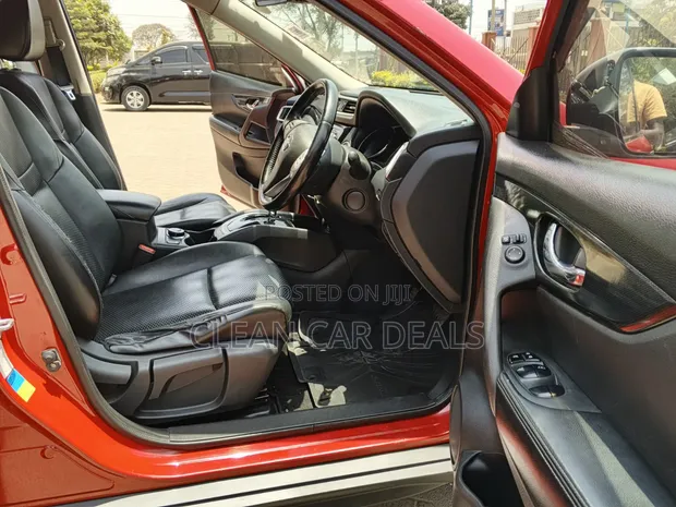 Nissan X-Trail 2015 Burgundy - 1
