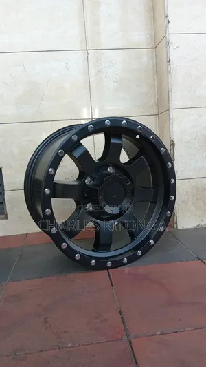 Toyota Land Cruiser 17x9.0J Wheels