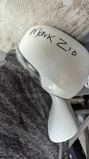 Toyota Mark X Zio Side Mirror (Used, Ex-Japan)