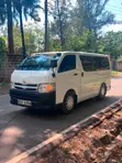Toyota HiAce Commuter 2013 - 2