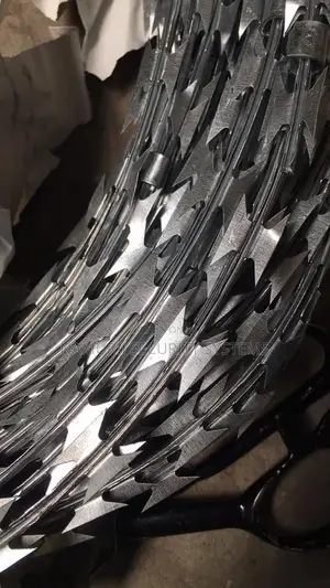 Silver Razor Wire for Security Fencing