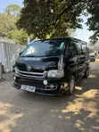 Toyota HiAce 2010 Commuter - 3