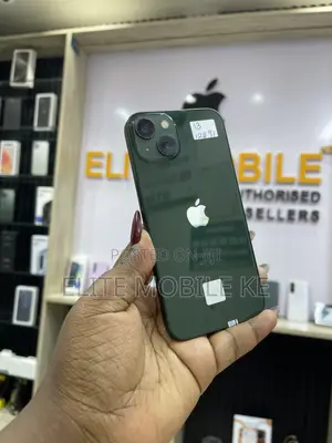 Apple iPhone 13 128GB Green