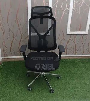 Breathable Fabric Staff Office Chair - Black