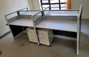 King 4-Way Office Workstation - Brand New