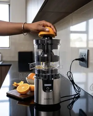 Automatic Citrus Juicer / Squeezer