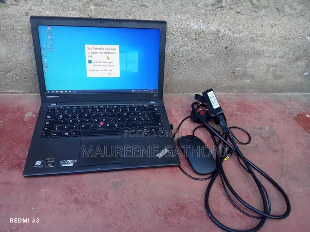 Lenovo ThinkPad X240 Laptop 8GB RAM, 256GB SSD - 1