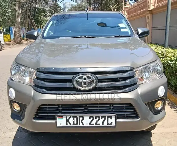 Toyota Hilux 2018 Single Cab - 1