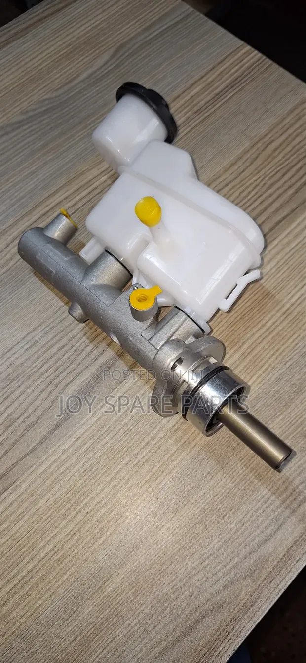 Toyota Hilux Vigo Master Cylinder - Brand New - 1