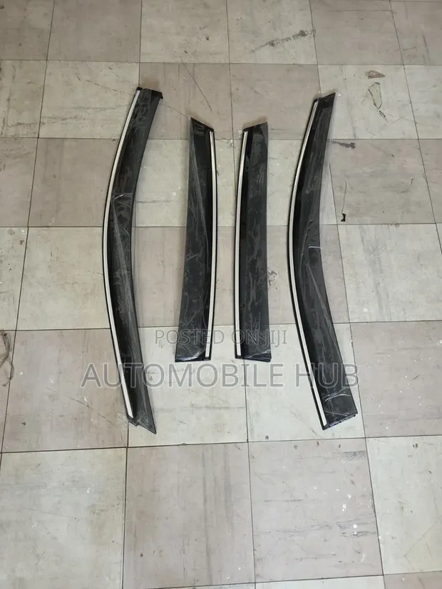 Honda CR-V 2007-2012 Original Windbreakers | Window Visors - 1