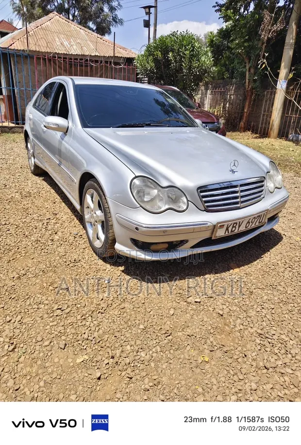 Mercedes-Benz C180 Kompressor 2008 Silver - 1