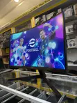 Samsung Odyssey G5 32" 165Hz QHD Curved Gaming Monitor - 2