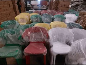 Colorful Stackable Plastic Restaurant Chairs