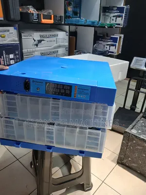 128 Egg AC/DC Digital Incubator