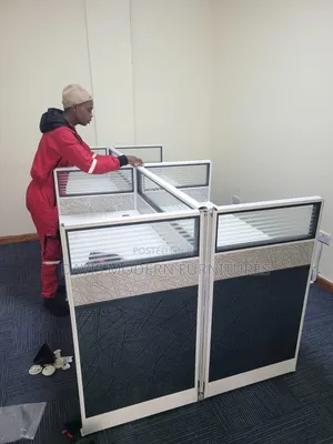 4-Way Office Workstation Partition - Aluminum & Glass