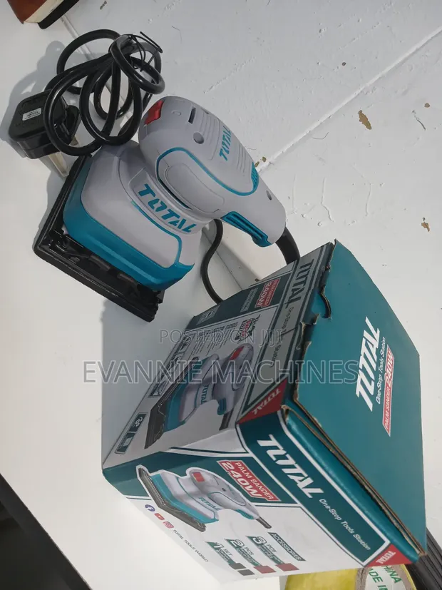 Total 240W Palm Sander - 1