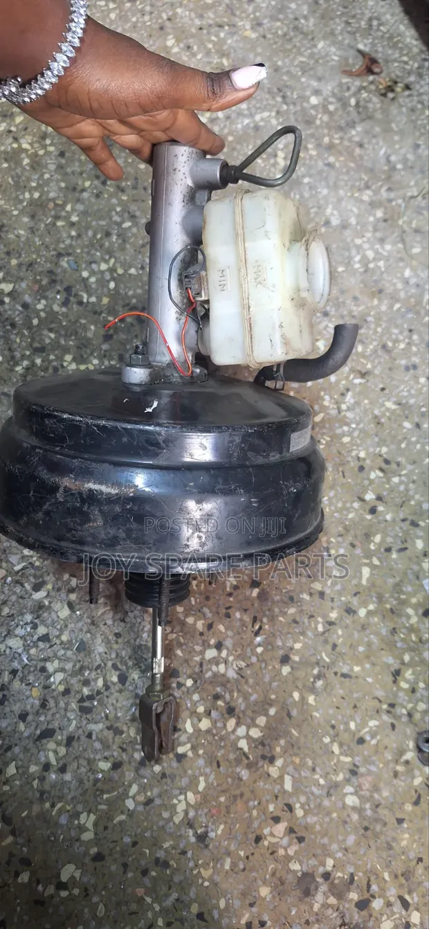 Nissan Hardbody Brake Booster & Master Cylinder - 1