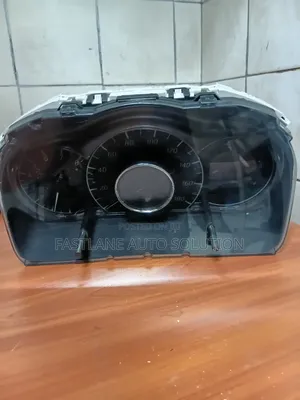 Dashboard Clock for Nissan Note