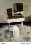 LED Dressing Mirror Table with Lights - 2