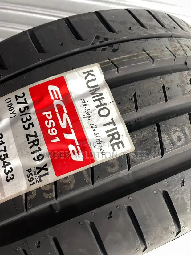 275/35 R19 Kumho Ecsta PS91 100Y XL Tyres - 1