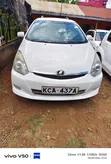 Toyota Wish 2009 White - 2