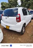 Toyota Passo 2011 White - 4