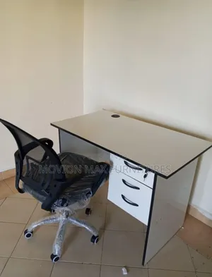 Boss Office Products Professor Study Desk - Brand New