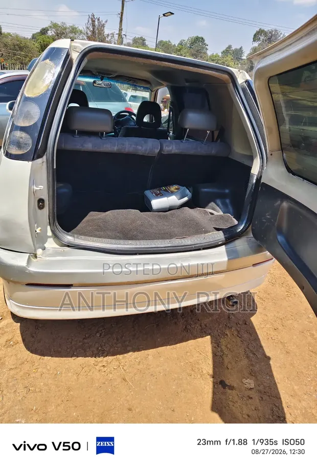 Toyota Raum 1999 White - 1