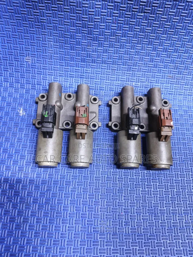 Used VVT-i Solenoid for Honda CR-V, Fit, Accord, Insight - 1