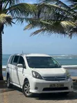Toyota Isis 1.8 G 2WD 2011 White - 5