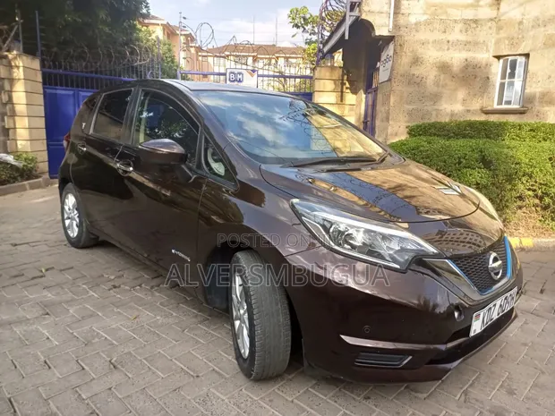 Nissan Note 1.2 Hybrid 2019 Burgundy - 1