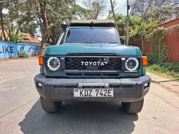 Toyota Land Cruiser Double Cab 2014 - 1