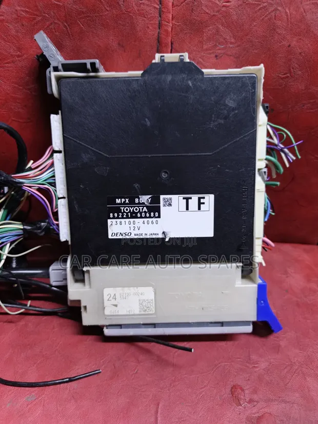 Used Fuse Box for Toyota Land Cruiser Prado 2018 (J150) - 1