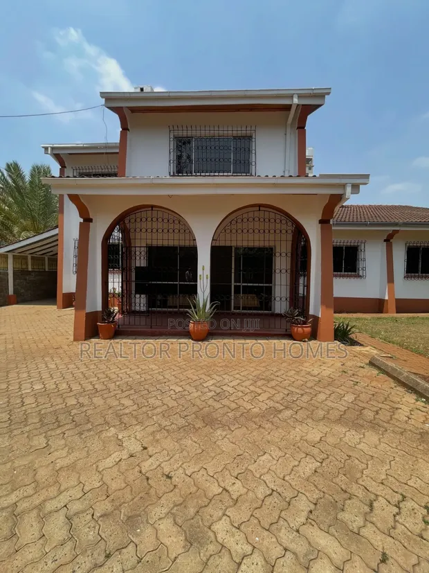 5 Bedroom Townhouse with DSQ in Kilimani, Hurlingham - 1