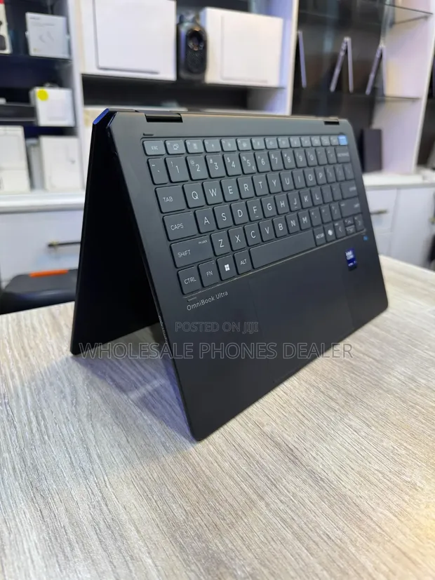 Laptop HP OmniBook Ultra Flip 14" - 1